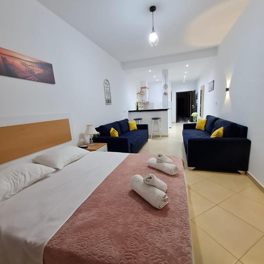 Studio By The Beach - Vlorë Esterno foto