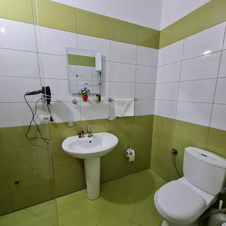 Studio By The Beach - Vlorë Esterno foto