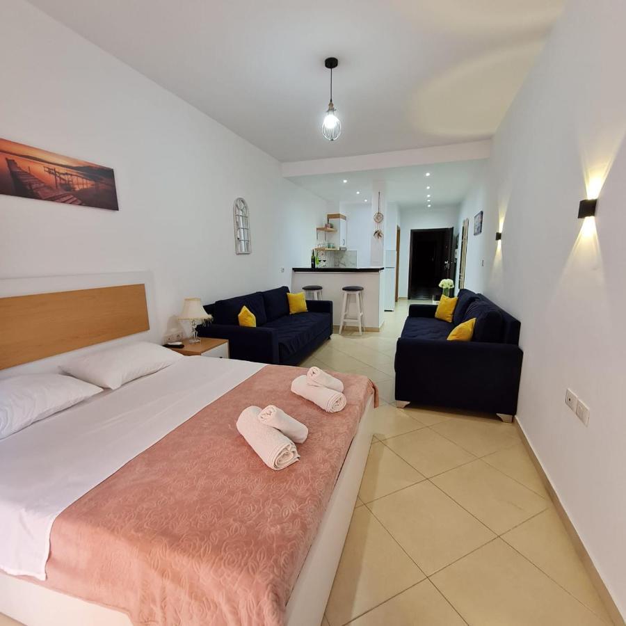Studio By The Beach - Vlorë Esterno foto