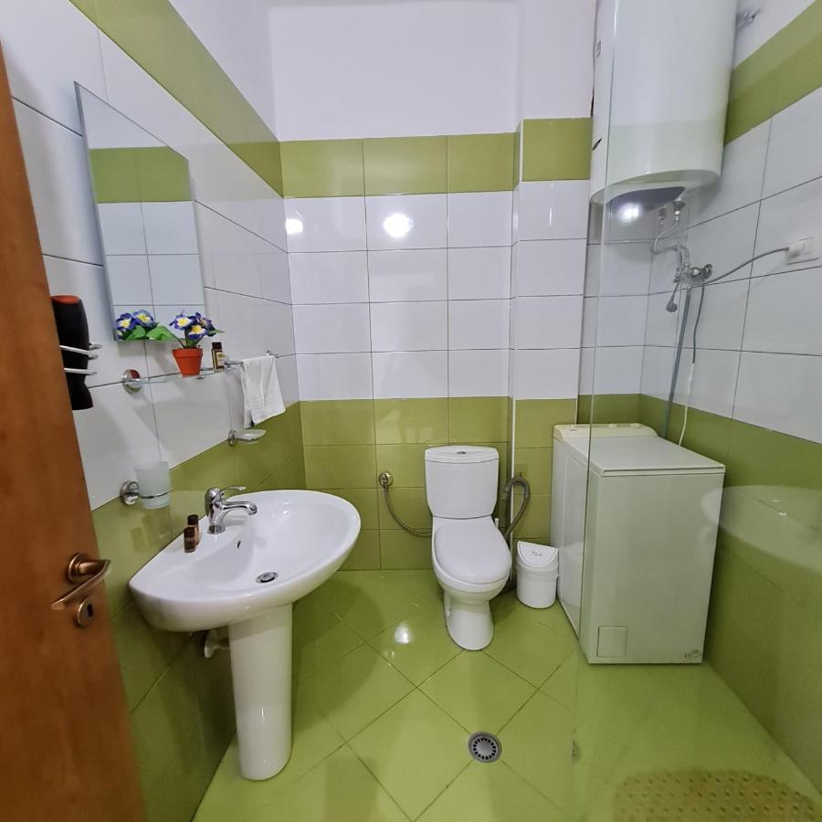Studio By The Beach - Vlorë Esterno foto