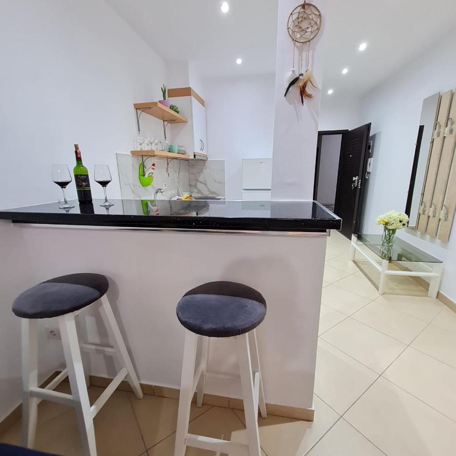 Studio By The Beach - Vlorë Esterno foto