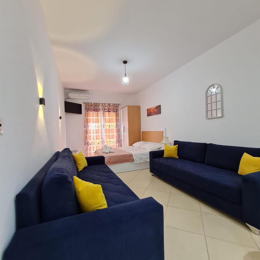 Studio By The Beach - Vlorë Esterno foto